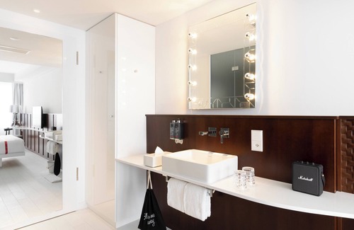 Geneva Old Town Hotel | Ruby Claire Hotel Geneva