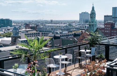 Dusseldorf Old Town Hotel | Ruby Luna Hotel Dusseldorf