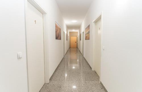 Nova Gradiska Hotel | Ruby restoran & prenoćište