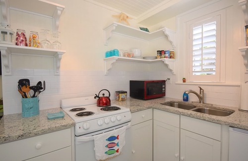 Indian Rocks Beach Cottage | Ruby’s Cottage # 2 Indian Rocks Beach