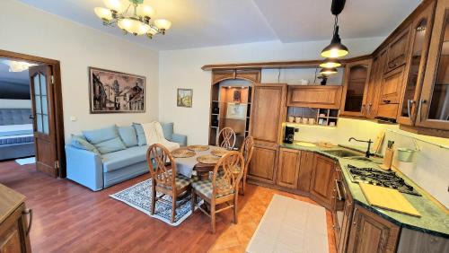 Old Town Apartment | Rudi4 Luxury Vilnius Apartment