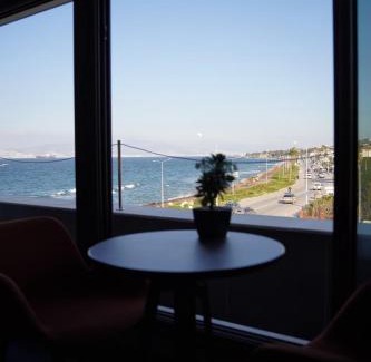 Narlidere Hotel | Rudis Hotel