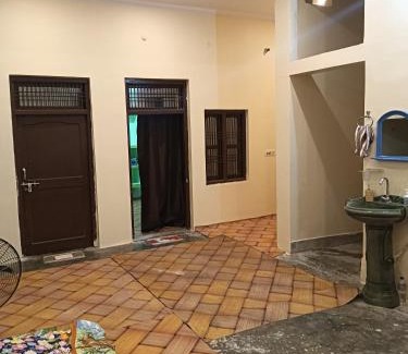 Ayodhya House | Rudra Home Stay Ayodhya