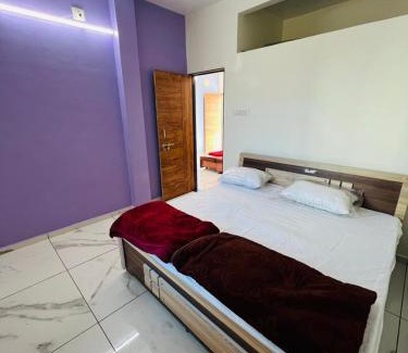 Rajpipla House | Rudraksh Homestay