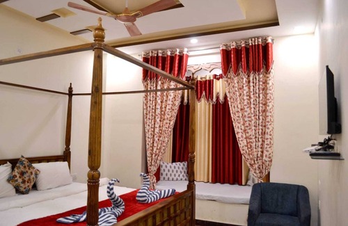 Kumbhalgarh Hotel | Rudraksh Hotel & Restaurant