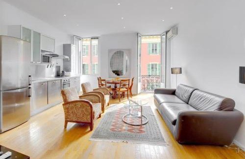 Quartier du Port Apartment | Rue Fodere location Port area