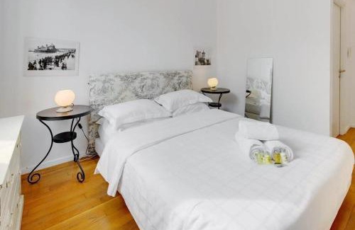 Quartier du Port Apartment | Rue Fodere location Port area