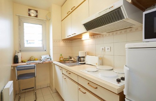16th Arrondissement Apartment | rue Jean de la Fontaine