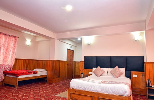 Lachung Hotel | Rufina Royal Lachung