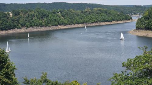 Simmerath Apartment | Ruhe am See