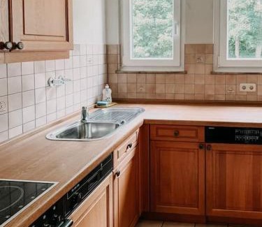 Frohnhausen Apartment | Ruhig wohnen zwischen Essen und Mülheim - BÖEG