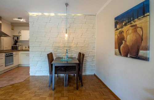 Wanne Apartment | Ruhige 2-Zimmer Wohnung m.Terrasse,Nähe Uni-Klinik