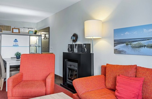 Wremen Apartment | Ruhige, Schöne Wohnung in Strandnähe mit Sauna und Balkon mit Blick ins Grüne
