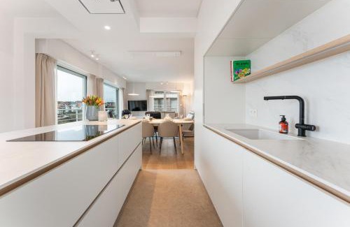 Duinbergen Apartment | Ruim en luxueus app met zeezicht én garage - 8p