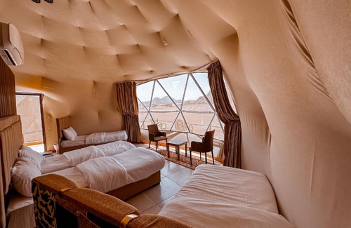 Wadi Rum Hotel | RUM CRYSTAL lUXURY CAMP