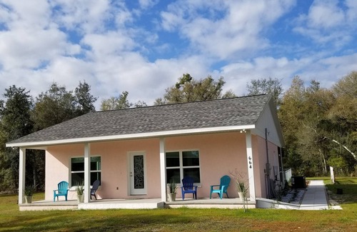 Fort White House | Rum Island country "Pink House"
