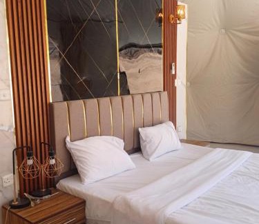 Wadi Rum Hotel | RUM iSLAND LUXURU CAMP