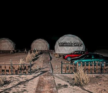Wadi Rum Bed & Breakfast | Rum Lucille Luxury camp