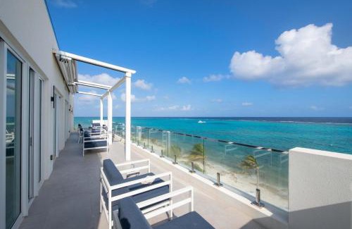Rum Point Apartment | Rum Point Resort 401
