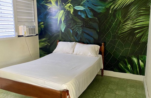 Corozal House | Rum Punch Lodge