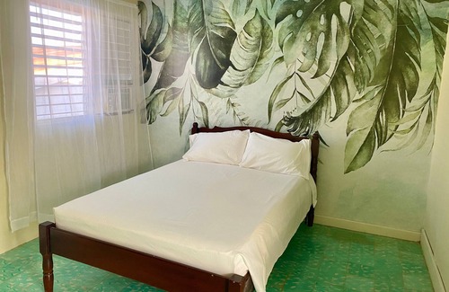 Corozal House | Rum Punch Lodge