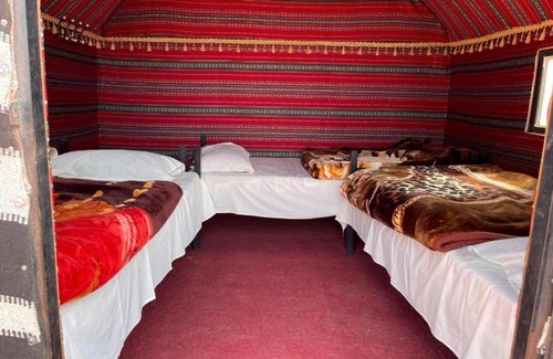 Wadi Rum Bed & Breakfast | Rum sky