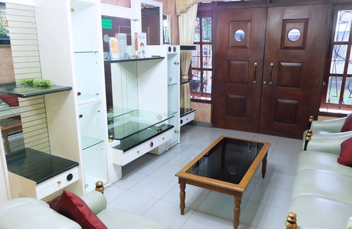 Yogyakarta House | Rumah 6 Kamar Full AC Timbur 5 Mnt Titik Nol Yogya