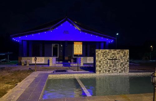 Sungai Baru Tengah House | Rumah Armand Studio Family with Swimming Pool Pengkalan Balak Tg Bidara Masjid Tanah Melaka
