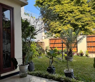 Malang House | Rumah Cahaya Syariah Guesthouse