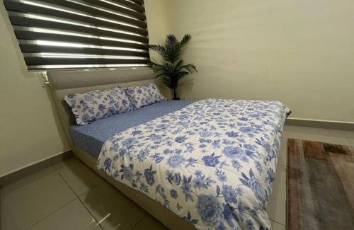 Geching Hilir House | RUMAH CAMAR by IMPIAN HOMESTAY KLIA - SALAK TINGGI - NILAI