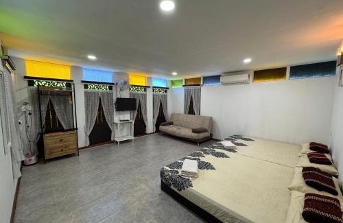 Kampung Bakar Kapor House | Rumah Inap Kampung Agong Tempua