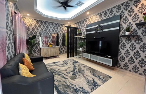 Sepang House | RUMAH INDAH by IMPIAN HOMESTAY KLIA-SALAK TINGGI-NILAI