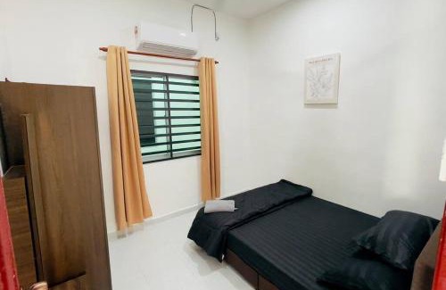 Central Seberang Perai House | Rumah Kita HStay BM view Self check in 2Room