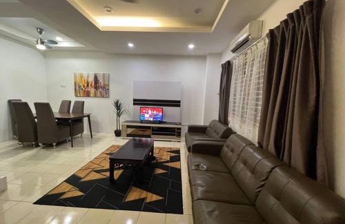Geching Hilir House | RUMAH MURNI by IMPIAN HOMESTAY KLIA-SALAK TINGGI-NILAI