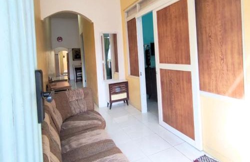 Semarang House | Rumah Teman Homestay