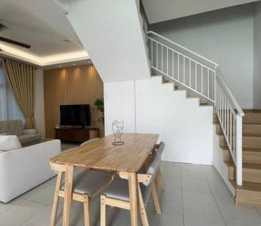 Durian Tunggal House | Rumatepi