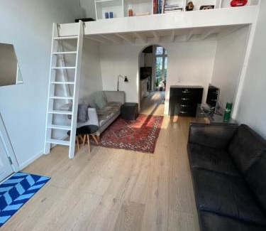 København V Apartment | Rummelig Københavnerlejlighed