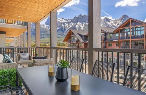 Canmore House | Rundle Lux Villa at Timberstone