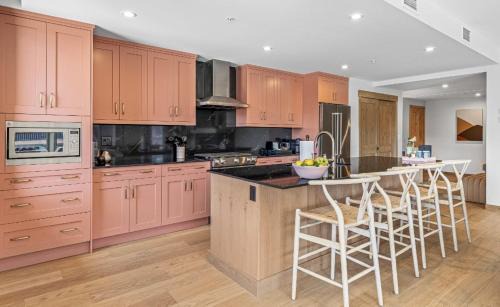 Canmore House | Rundle Lux Villa at Timberstone