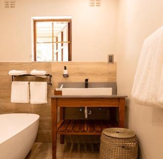 Juliasdale Hotel | Rupurara Valley Lodge