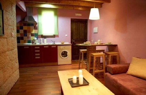 La Atalaya Cottage | Rural apartment El Mirador de Cudillero for 4 people, with private garden.