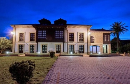Villaviciosa Cottage | Rural apartment La Casona de la Roza for 2 people