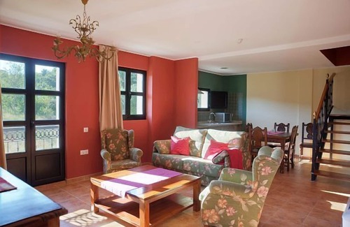 Villaviciosa Cottage | Rural apartment La Casona de la Roza for 6 people
