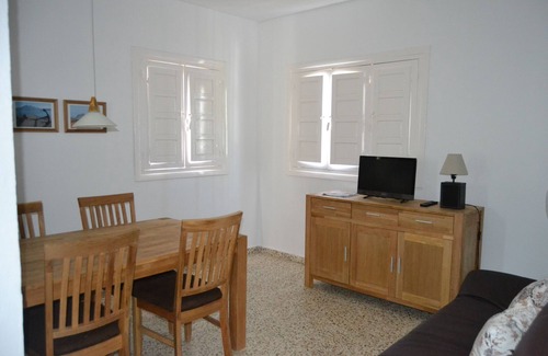 El Pozo de los Frailes House | Rural Apartment With Private Garden and Parking