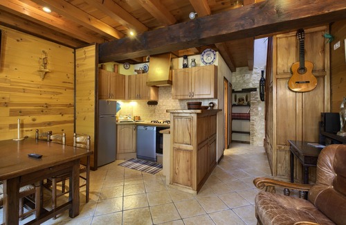 Pessac-sur-Dordogne House | Rural cottage in the heart of the Bordeaux vineyards
