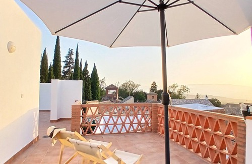 Lecrin Cottage | Rural house "El mirador del Valle" with fireplace in Granada