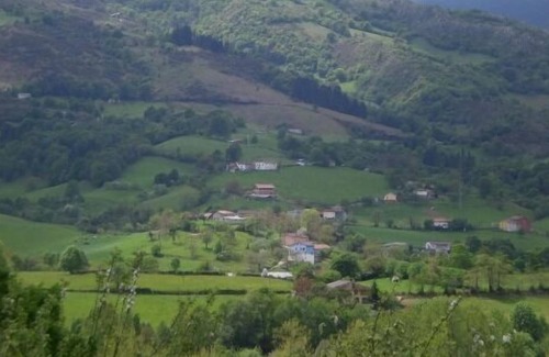 Ceceda Cottage | Rural house (full rental) Foína and Xuegu la Bola for 4 people