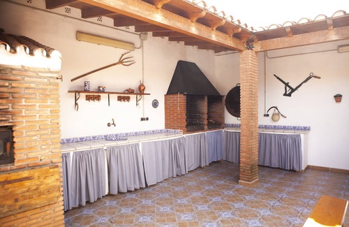Rio Velez Cottage | Rural house with pool. Views of the sea and the mountains.