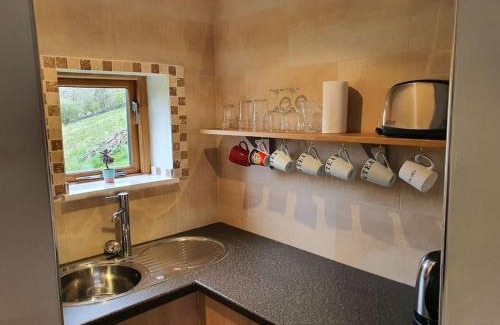 Little Hayfield House | Rural Peak District retreat in Little Hayfield One bedroom self contained property Dogs welcome