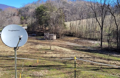 Speedwell House | Rural pet and equine friendly home on 1.5 acres near 2 marinas